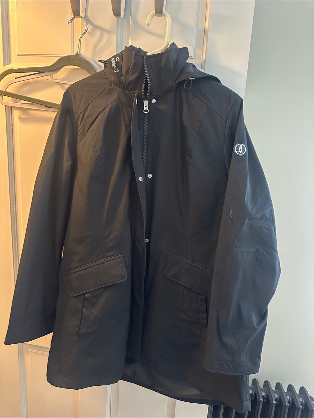Lands' End  Women’s Black Hooded Raincoat